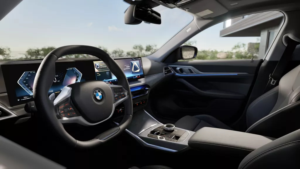 BMW 4시리즈 그란 쿠페 엔진룸 또는 파워트레인 설명 이미지
