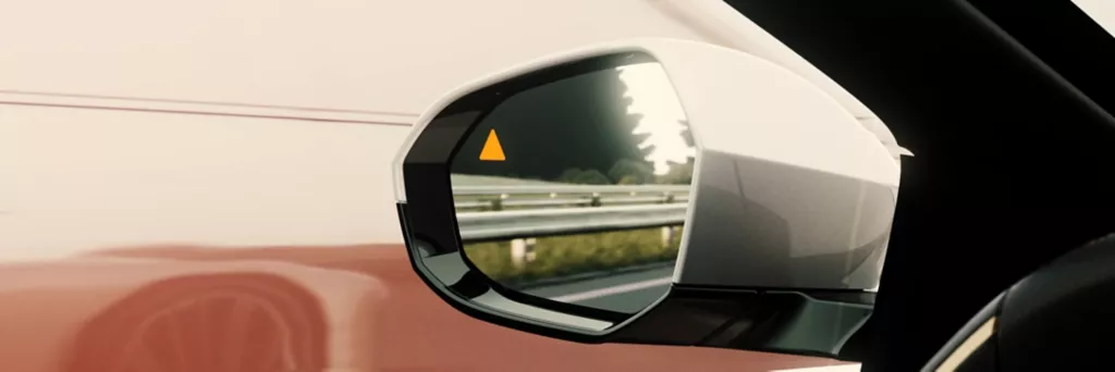 BMW Z4 sDrive20i와 M40i 엔진룸 비교 사진