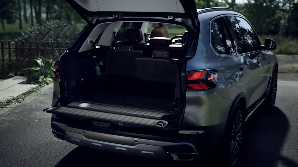 BMW X5 엔진룸 또는 파워트레인 설명 그래픽 캡처