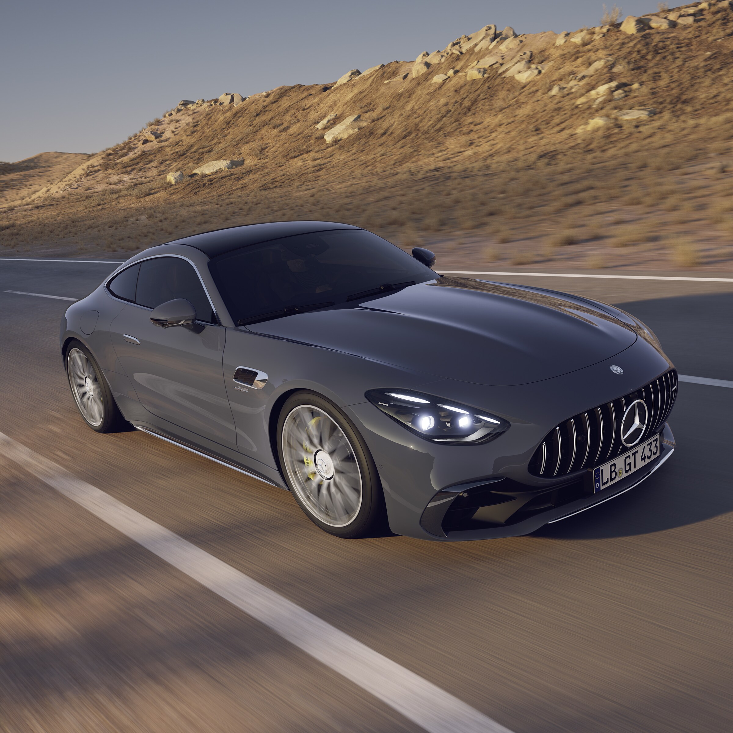 Mercedes-AMG GT 프론트 그릴과 헤드램프 디테일 컷