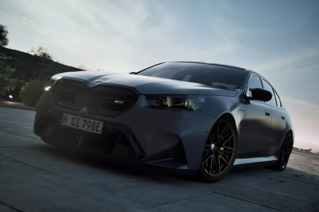 BMW M5 (G90) 외관·실내 이미지